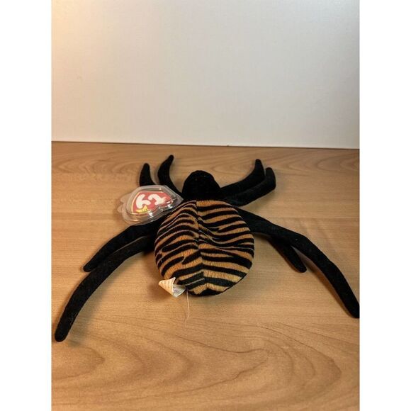 Ty Beanie Baby - Spinner the spider - w/protector 1996 - Picture 4 of 11